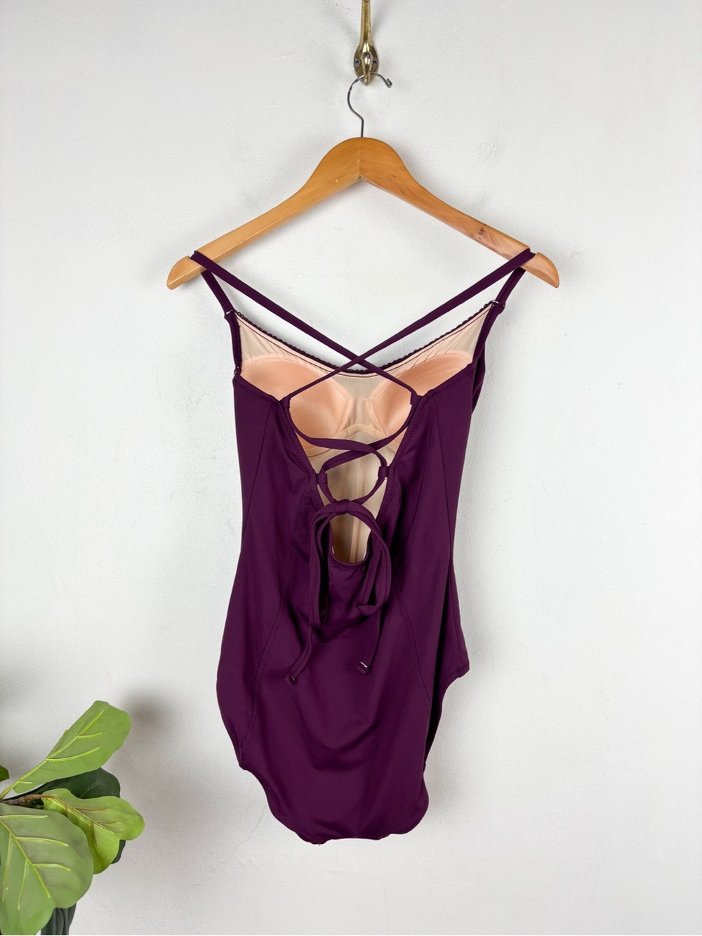 NWOT Garnet Hill Purple Ruched One Piece Swimsuit Sz 8 - Picture 2 of 7